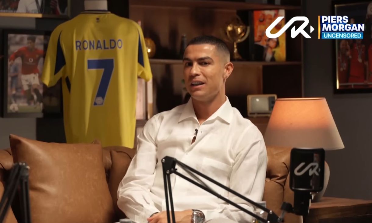 Cristiano Ronaldo: I met the lady who gave me a hamburger. I will do something special for her