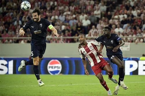 Olympiacos vs AEP Paphos