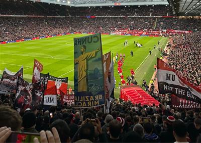 Red Devil God! 😈Before the Manchester United game, fans held Cunha’s version of the “Jesus Statue” flag